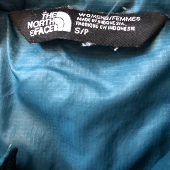The North Face Women’s Puffer Jacket in Light Blue Size S - Picture 7 of 14